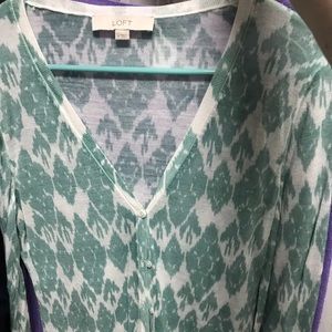 V neck sweater size M loft